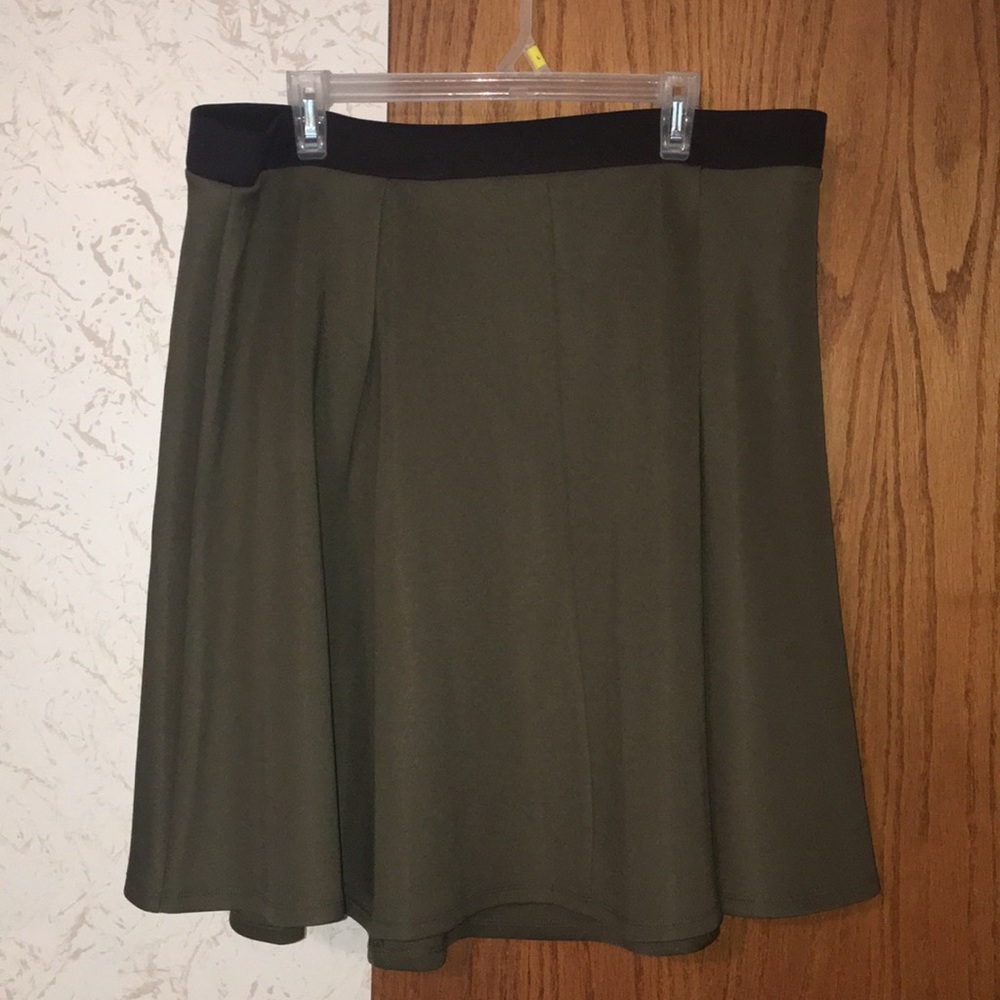 Cheap Khaki green skirt